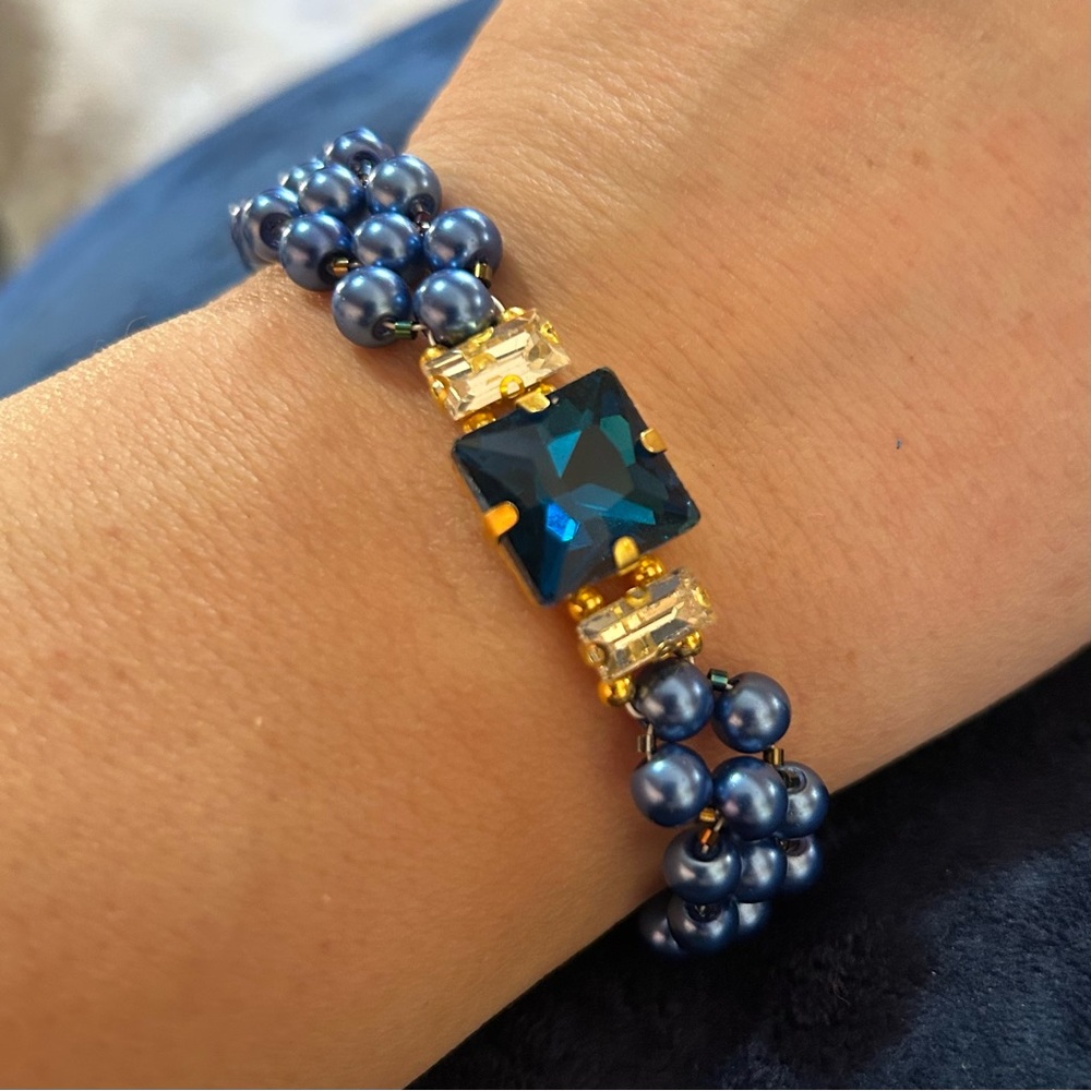 Handcrafted royal blue Czech glass pearl glass bar seed bead lattice bracelet